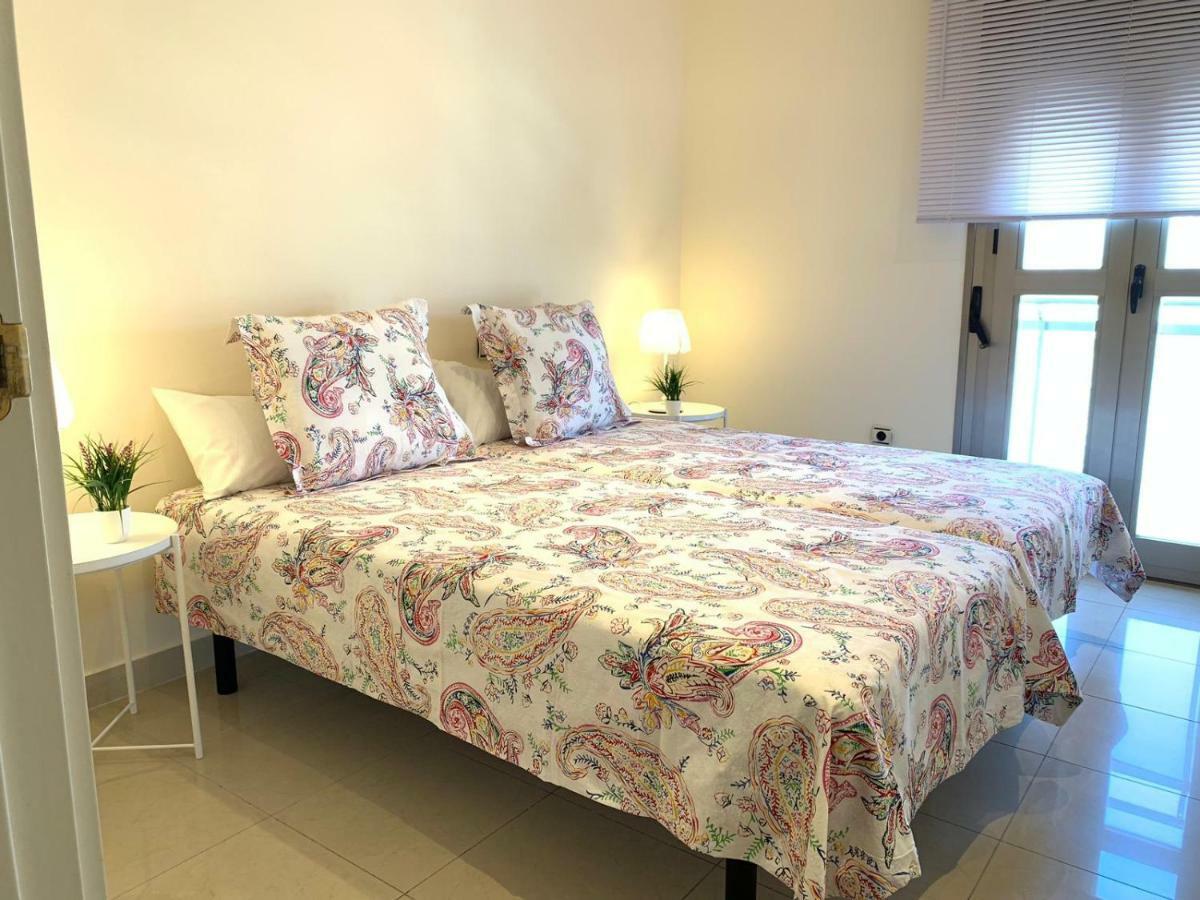 Апартаменти Apartamento Primera Linea Малага Екстер'єр фото